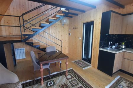 کلبه سوئیسی کنار ساحل دریا در نوشهر - نجارده