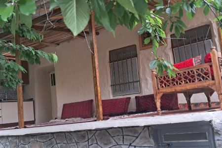 خانه روستایی در مهدی شهر - شلی