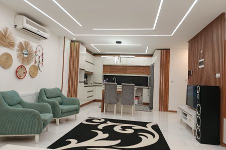 آپارتمان مبله در صدرای شیراز - همکف