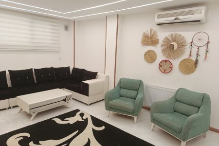 آپارتمان مبله در صدرای شیراز - همکف