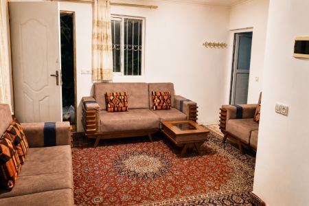 سوئیت با حیاطی نقلی در چابکسر