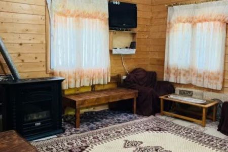 کلبه چوبی در نیلاش شاندرمن