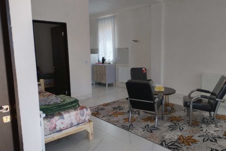 سوئیت در تخت سلیمان