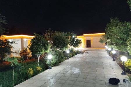 ویلا استخردار در چهارباغ - عرب آباد خسروی