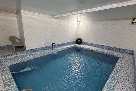 کلبه سوئیسی استخردار در کلاردشت - پی قلعه