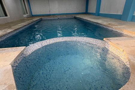 ویلا استخردار در چهارباغ - سنقرآباد