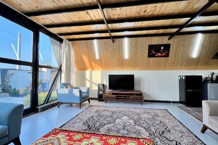 کلبه سوئیسی استخردار در سرخرود