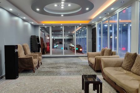 ویلا استخردار در چهارباغ - عرب آباد خسروی