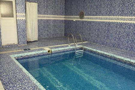 ویلا استخردار در چهارباغ - رمنده