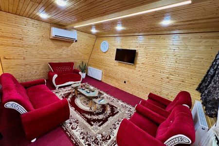 کلبه با نمای چوبی در ماسال - میله سرا