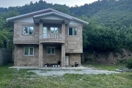 خانه مبله در تالش - خیابان رجایی - همکف