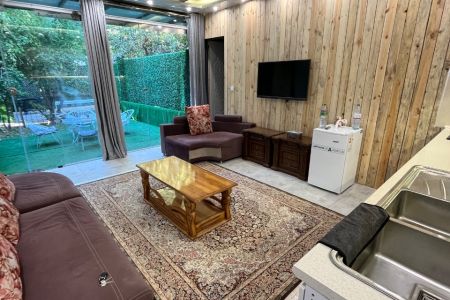 سوئیت حیاط دار در شیراز - بلوار چمران - تیپ ۱