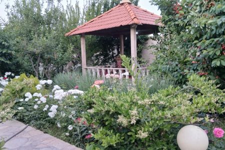 ویلا باغ استخردار در مشهد - چهارفصل