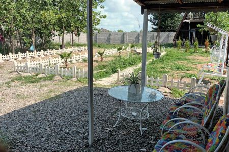 سوئیت حیاط دار در رشت - فلکده