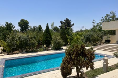 ویلا باغ استخردار در شهریار - بکه