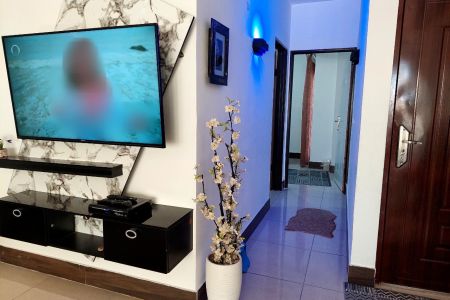 فيلا شاطئية مع تراس يطل على البحر في فريدونكنار