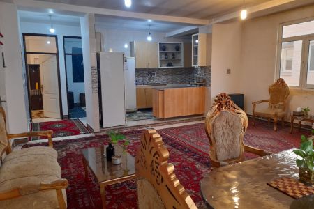 خانه مبله در میانه - طبقه سوم