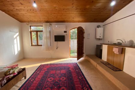 مجموعه بومگردی در سیاهکل - پشتاسرا