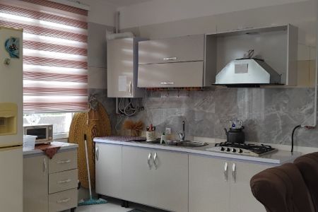 خانه مبله در آستانه - داخل بالا - همکف