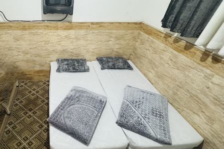 مهمان خانه نزدیک حرم - دو تخته - همکف