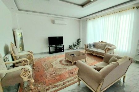 ویلا استخردار در رشت - گوراب