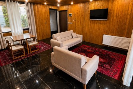 ویلای دوبلکس چوبی با جکوزی در رامسر