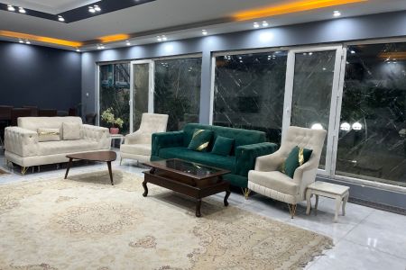 ویلا استخردار در چهارباغ - عرب آباد خسروی