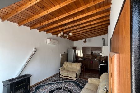 ویلا در خشک اسطلخ زیباکنار