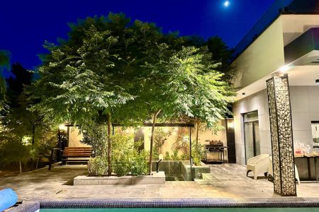 استئجار فيلا بمسبح في چهارباغ - آغجة حصار