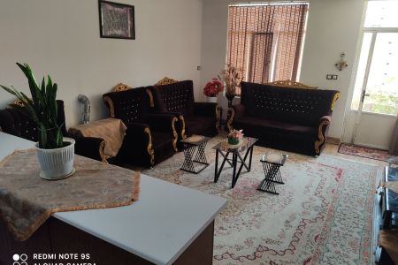 خانه مبله در شیراز - صادقیه - همکف