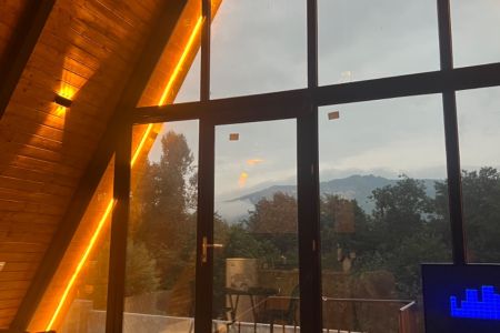 کلبه سوئیسی در زیرآب - کردآباد