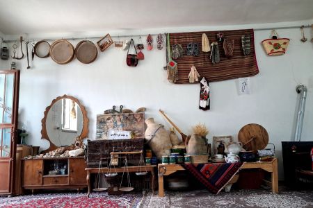 Traditional House in Zanjan - And Abad Olya