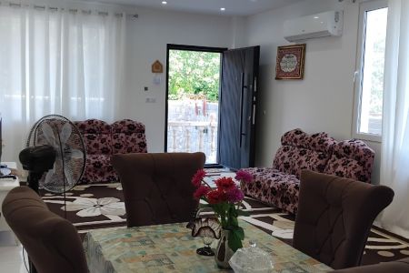 خانه مبله در آستانه - داخل بالا - همکف