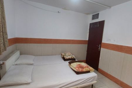 سوئیت نزدیک حرم در مشهد - ۲ تخته