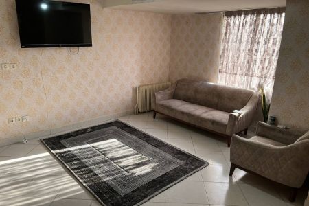 سوئیت مبله در نواب تهران - طبقه سوم
