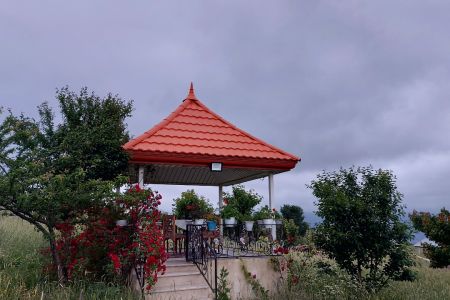 خانه ویلایی با آلاچیق در دیلمان - اسپیلی