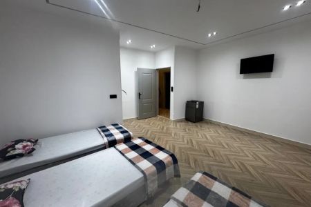 Room in Khoshkbijar - Farsham - Triple