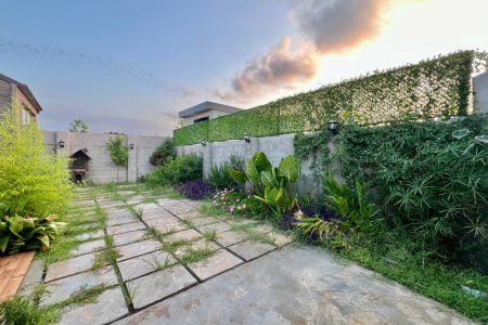 اجاره کلبه سوئیسی در بندرانزلی - پیل علی باغ