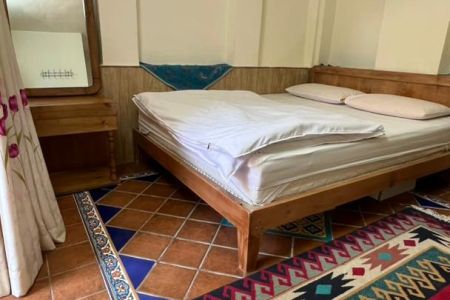 اقامتگاه بوم گردی در شیراز - آذین