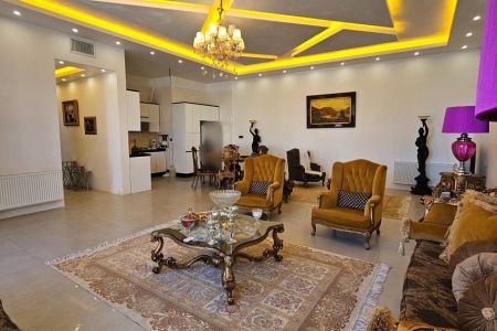 ویلا استخردار در چهارباغ - عرب آباد خسروی