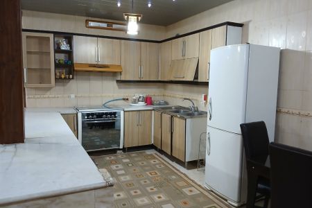 خانه مبله در شهرک ناجی آباد کاشان - زیرهمکف