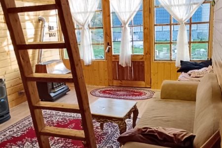کلبه نقلی چوبی در سراوان - کچا
