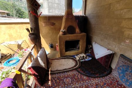 سوئیت با ایوان سنتی در جواهرده رامسر