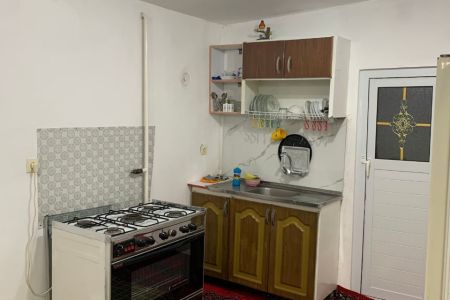 سوئیت در خیابان امام اسالم