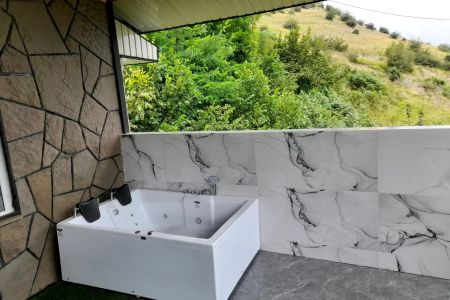 کلبه چوبی جکوزی دار در جواهرده - زرودک