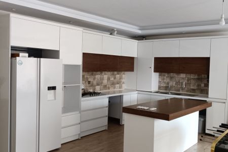 ویلا استخردار در سهیلیه - سنقرآباد