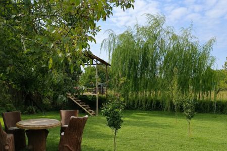 کلبه چوبی در طاهرگوراب - خانه کنار