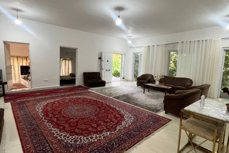 خانه حیاط دار در شاندرمن - توسه سرا