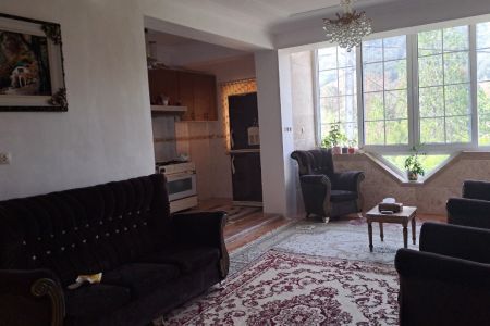 خانه مبله در تنیان گوراب زرمیخ - طبقه دوم