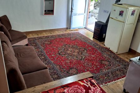 سوئیت حیاط دار در فریدون کنار - همکف